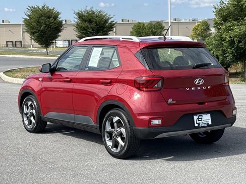 Used 2023 Hyundai Venue SEL w/ Cargo Package FWD image 27