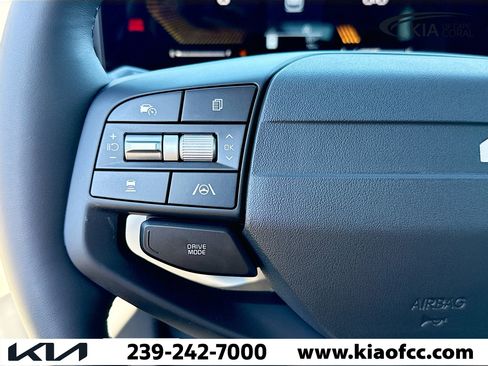 New 2026 Kia Sportage EX image 35