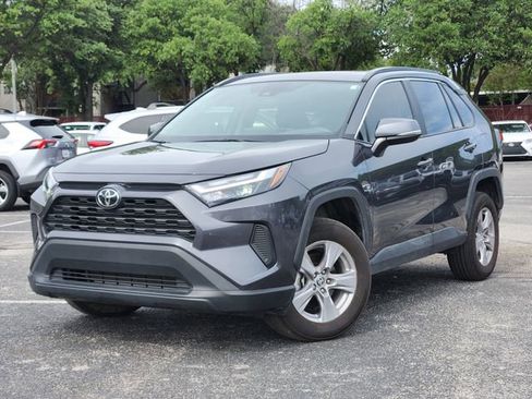 Used 2025 Toyota RAV4 XLE w/ Convenience Package image 1