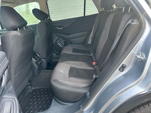 Used 2022 Subaru Outback Premium image 25