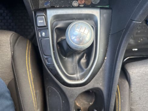 Used 2019 Hyundai Veloster Turbo R-Spec image 23