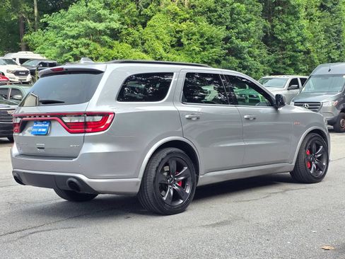 Used 2018 Dodge Durango SRT w/ Technology Group AWD/4WD image 7