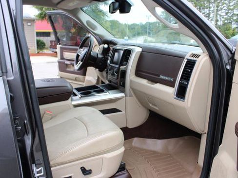 Used 2014 RAM 2500 Laramie w/ Convenience Group image 23