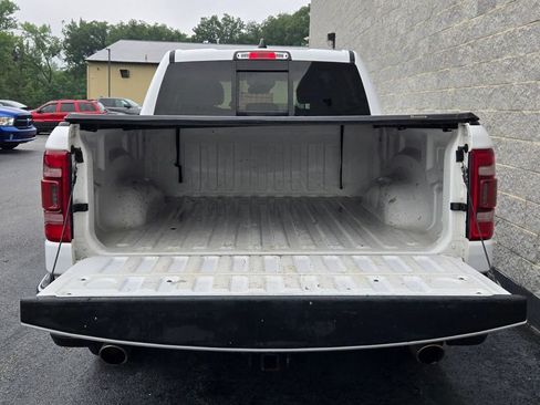 Used 2022 RAM 1500 Laramie AWD/4WD image 11