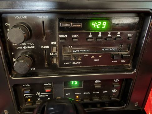 Used 1988 Chevrolet Corvette Convertible RWD image 19