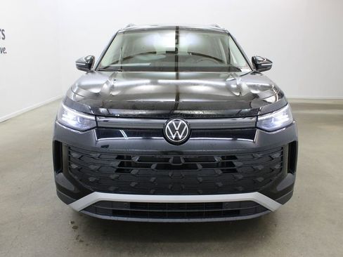 New 2026 Volkswagen Tiguan S FWD image 7