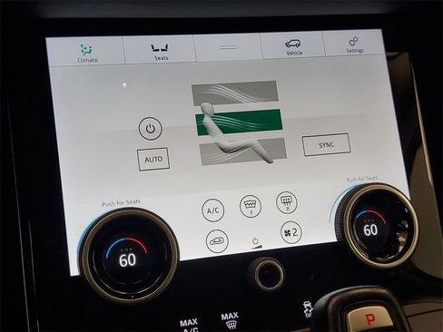 Used 2020 Land Rover Range Rover Evoque SE image 23