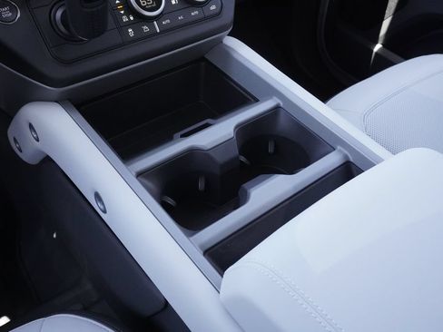 New 2026 Land Rover Defender 110 X AWD/4WD image 14