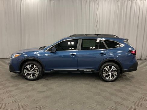 Used 2021 Subaru Outback Limited image 8