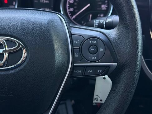 Used 2023 Toyota Camry LE FWD image 23
