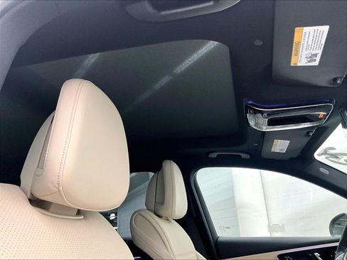 Certified 2025 Mercedes-Benz GLC 350e 4MATIC image 28