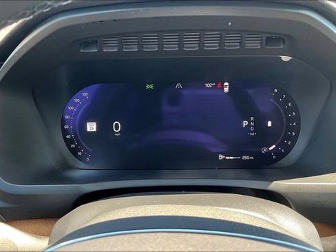 Used 2023 Volvo XC90 B6 Plus w/ Protection Package AWD/4WD image 13