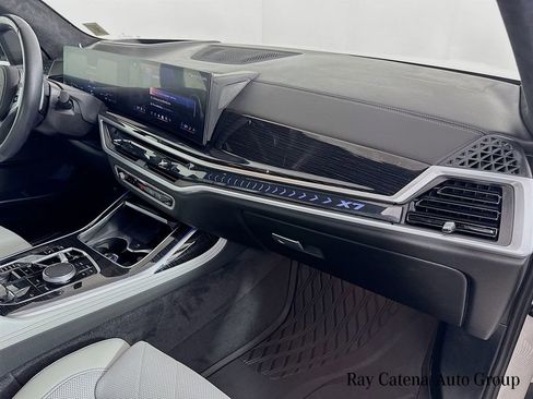 Certified 2024 BMW X7 xDrive40i w/ M Sport Package AWD/4WD image 31