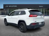 Used 2018 Jeep Cherokee Latitude w/ Cold Weather Group image 5