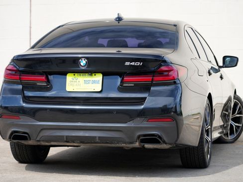Used 2022 BMW 540i w/ M Sport Package RWD image 5