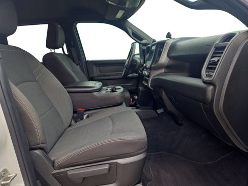 Used 2024 RAM 2500 Tradesman w/ Chrome Appearance Group image 24