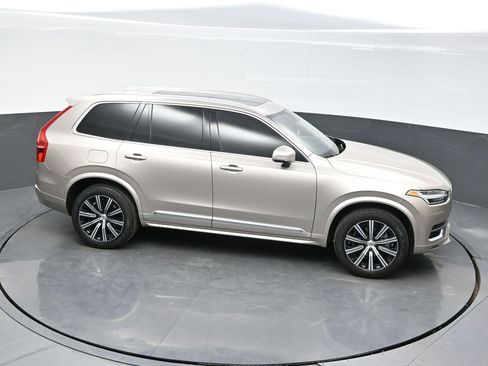 Used 2024 Volvo XC90 B5 Core image 27