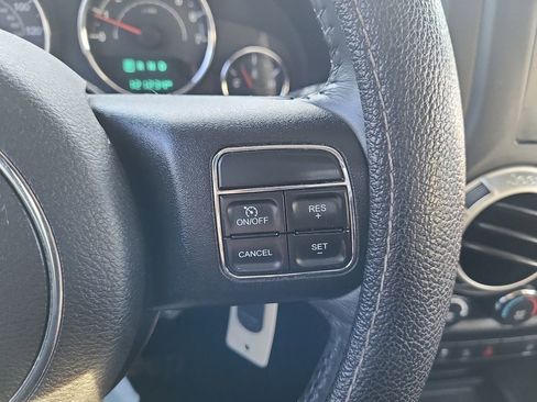 Used 2017 Jeep Wrangler Unlimited Sahara w/ Dual Top Group image 22