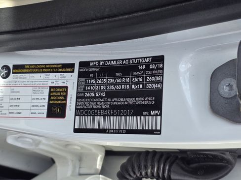 Used 2019 Mercedes-Benz GLC 350e 4MATIC w/ Premium Package image 31