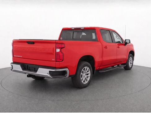 Used 2025 Chevrolet Silverado 1500 LT w/ Z71 Off-Road Package AWD/4WD image 4
