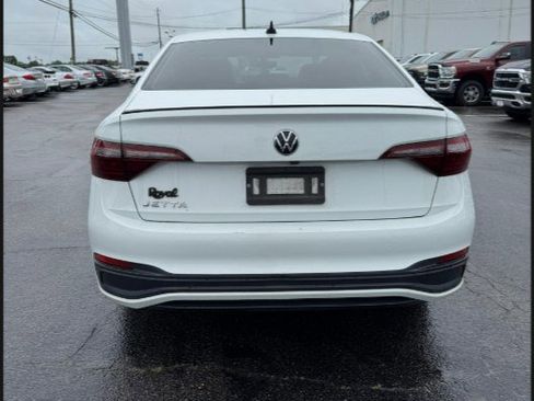 Used 2023 Volkswagen Jetta Sport FWD image 8