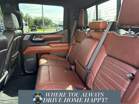 Used 2023 GMC Sierra 1500 Denali Ultimate AWD/4WD image 24