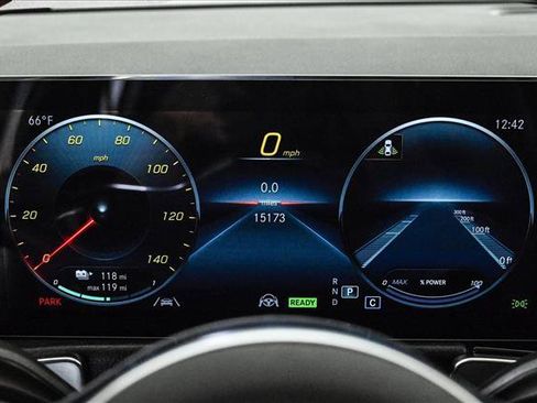 Certified 2023 Mercedes-Benz EQB 350 4MATIC SUV image 11