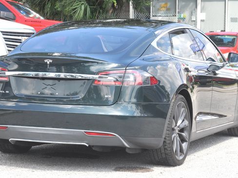 Used 2014 Tesla Model S 85 RWD image 8