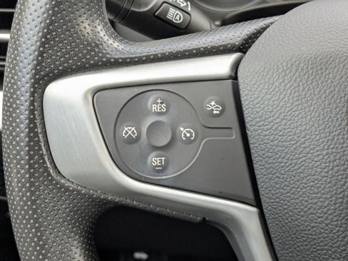 Used 2023 GMC Terrain SLE w/ Driver Convenience Package image 23