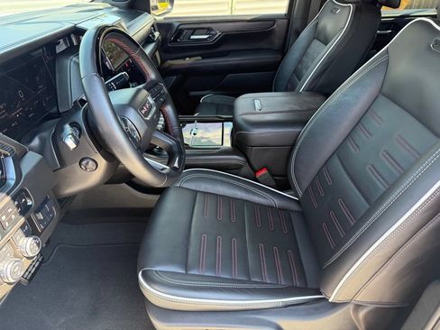Used 2025 GMC Yukon AT4 Ultimate AWD/4WD image 16