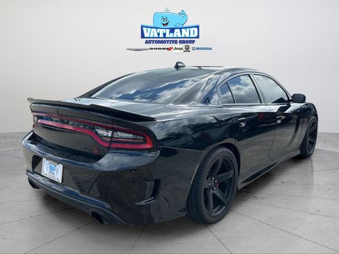 Used 2019 Dodge Charger SRT Hellcat w/ Harman/Kardon Audio Group image 5