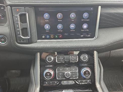 Used 2021 GMC Yukon Denali w/ Denali Premium Package AWD/4WD image 33