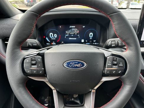 New 2026 Ford Explorer ST-Line w/ ST-Line Street Pack RWD image 27