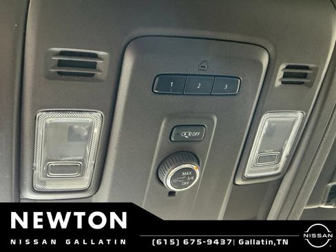 Used 2023 Chevrolet Tahoe LT AWD/4WD image 30