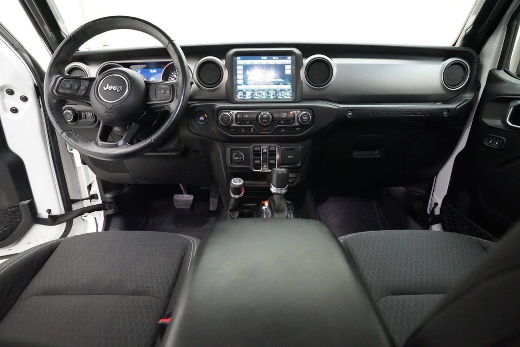 Used 2021 Jeep Wrangler Unlimited Sport AWD/4WD image 5