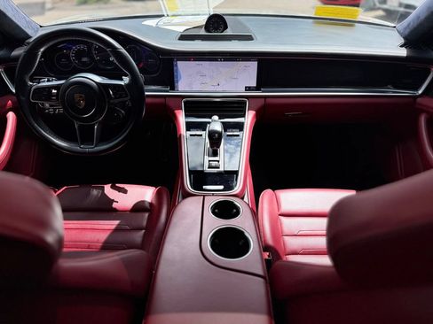Used 2019 Porsche Panamera GTS AWD/4WD image 25
