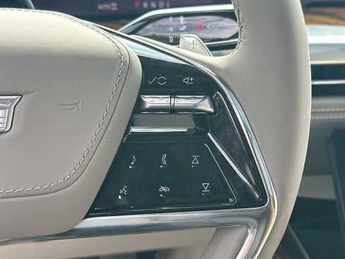 New 2026 Cadillac Escalade Platinum Sport w/ LPO, ONYX Package AWD/4WD image 6