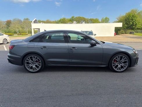 Used 2024 Audi S4 Premium Plus w/ Premium Plus Package AWD/4WD image 4