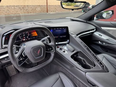 Used 2023 Chevrolet Corvette Stingray Premium Cpe w/ Z51 Performance Package RWD image 15
