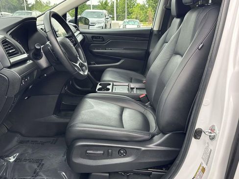 Certified 2025 Honda Odyssey EX-L image 4
