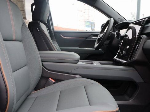 New 2026 GMC Acadia AT4 w/ Super Cruise Package AWD/4WD image 8