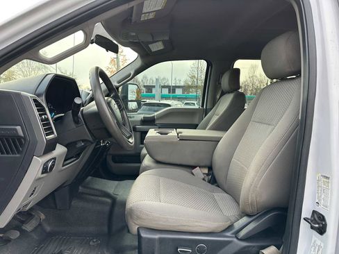 Used 2019 Ford F350 XLT w/ XLT Value Package image 20