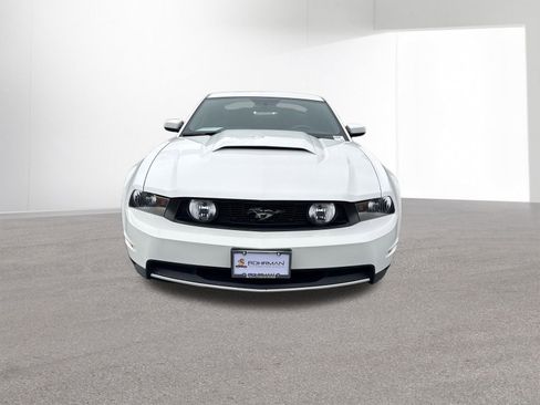 Used 2012 Ford Mustang GT Premium RWD image 3