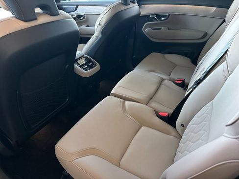 New 2026 Volvo XC90 B6 Plus w/ Protection Package Premier image 11