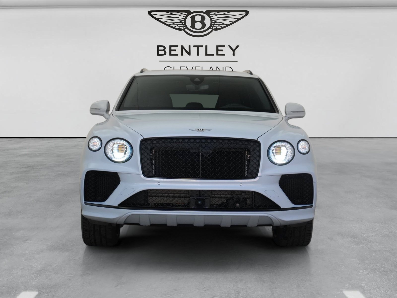 Used 2024 Bentley Bentayga AWD/4WD image 42