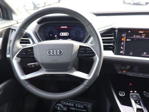 Used 2024 Audi Q4 e-tron Premium w/ Convenience Package image 10