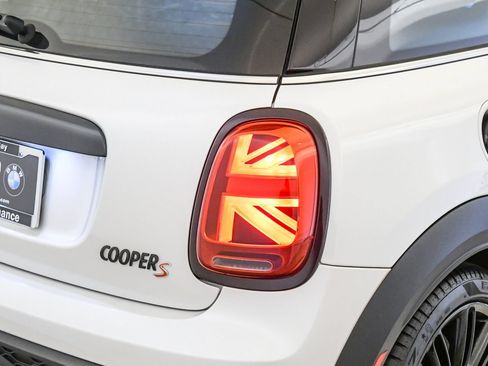 Certified 2024 MINI Cooper S FWD image 12