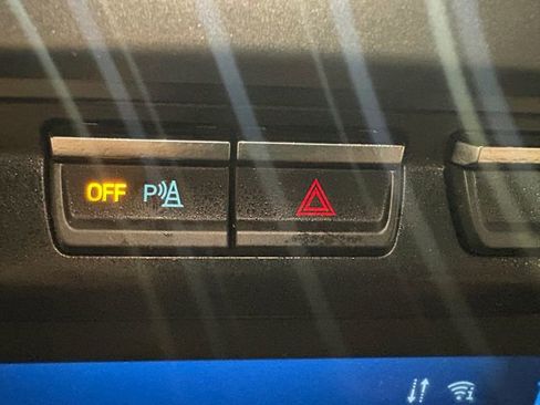 Used 2021 Ford F150 Lariat image 27