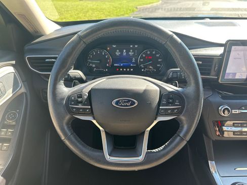 Used 2020 Ford Explorer Limited w/ Class III Trailer Tow Package AWD/4WD image 18
