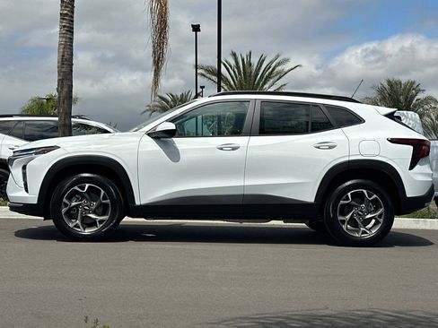 New 2026 Chevrolet Trax LT FWD image 7